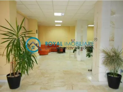 Royal Imobiliare - Vanzare Spatiu Birouri Zona Democratiei - Ploiesti