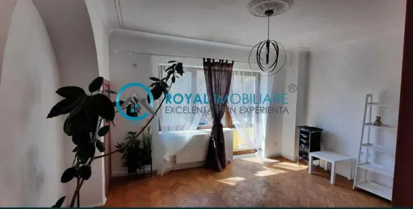 Apartament 3 camere Ploiești - poza 2
