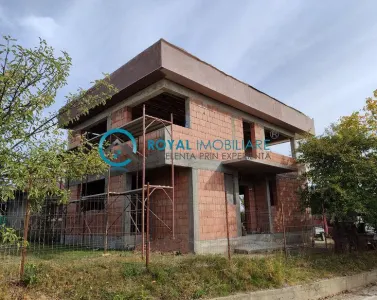 Royal Imobiliare-Vanzare Vila Zona Cocosesti - foto 1