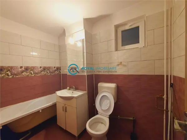 Apartament 3 camere Ploiești - poza 12