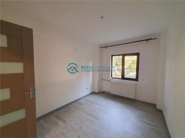 Apartament 3 camere Ploiești - poza 4