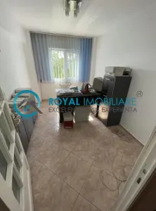 Royal Imobiliare - Vanzare Apartament zona Democratiei - foto 3