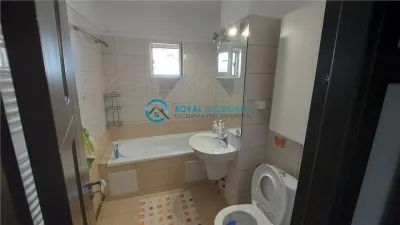 Royal Imobiliare - Inchiriere apartament 3 camere zona Malu Rosu - foto 16