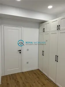 Royal Imobiliare-Inchiriere Apartament 3 Camere Zona Albert - foto 11