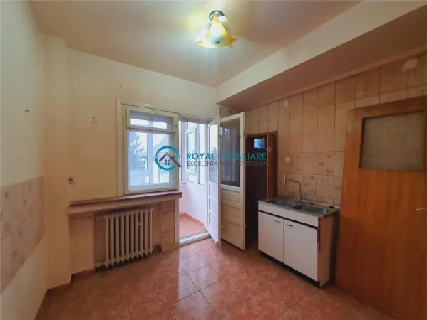 Apartament 4 camere Ploiești - poza 10