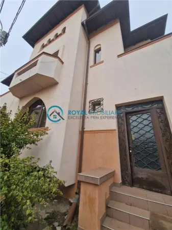 Casă 7 camere Ploiești - poza 1