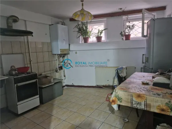 Casă 7 camere Ploiești - poza 21