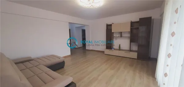 Apartament 3 camere Ploiești - poza 1