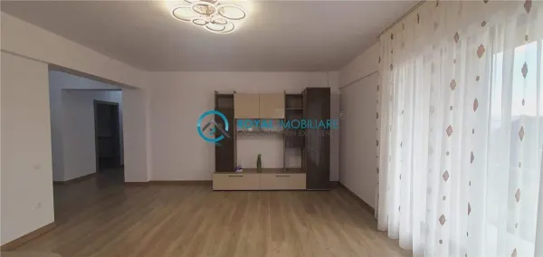 Apartament 3 camere Ploiești - poza 3