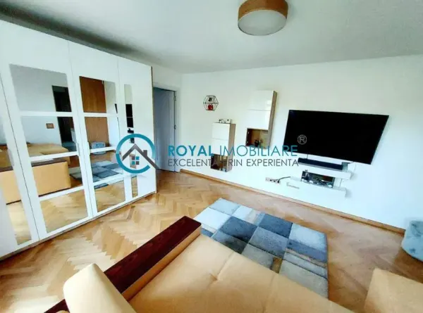 Apartament 3 camere Ploiești - poza 2