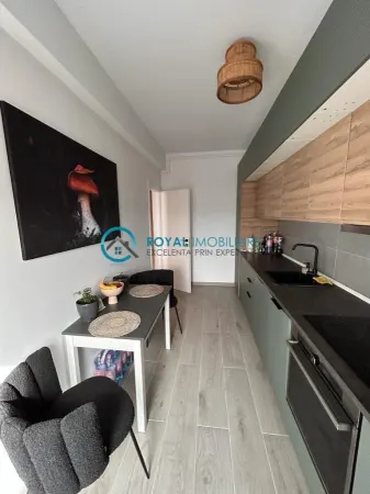 Apartament 3 camere Ploiești - poza 9