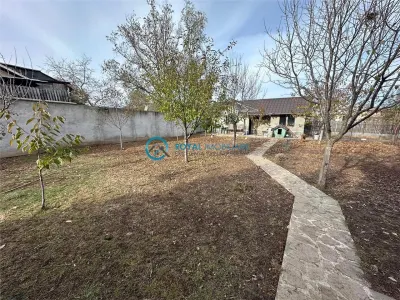 Royal Imobiliare - Vanzare Casa in zona Baicoi - foto 3