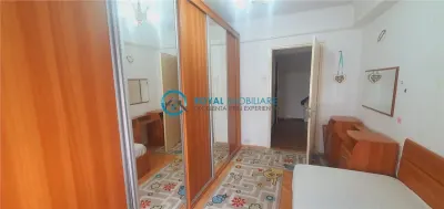 Royal Imobiliare-Vanzare Apartament 3 Camere Zona Ultracentrala - foto 8
