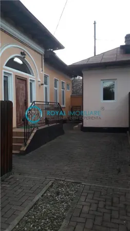 Casă 4 camere Ploiești - poza 1