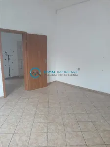 Royal Imobiliare - Vanzare casa zona Central - foto 12