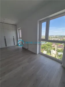 Royal Imobiliare - Vanzare apartament 3 camere tip duplex - foto 4