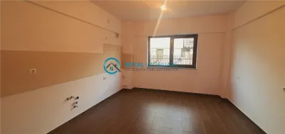 Royal Imobiliare-Vanzare Apartament 3 Camere Zona Albert - foto 12