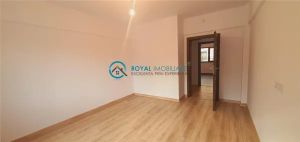 Apartament 3 camere Ploiești - poza 9