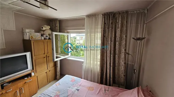 Apartament 3 camere Ploiești - poza 4