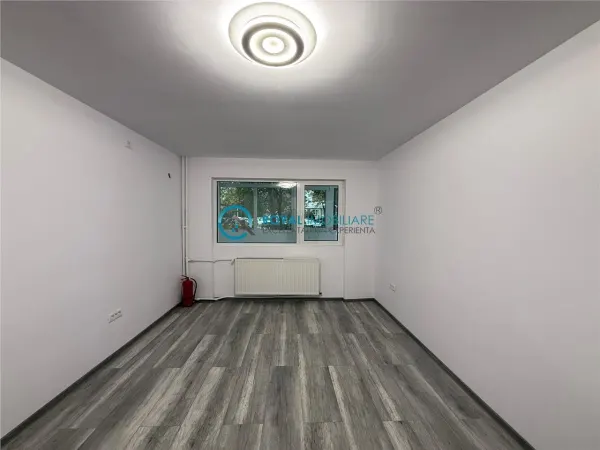 Apartament 4 camere Ploiești - poza 3