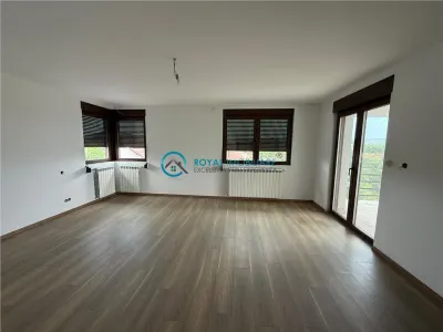 Royal Imobiliare - Vanzare Vila P+1 Bucov - foto 3