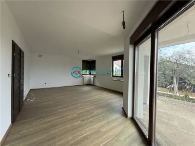 Royal Imobiliare - Vanzare Vila P+1 Bucov - foto 8