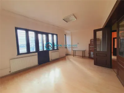 Royal Imobiliare - Vanzare vila zona Rudului - foto 2