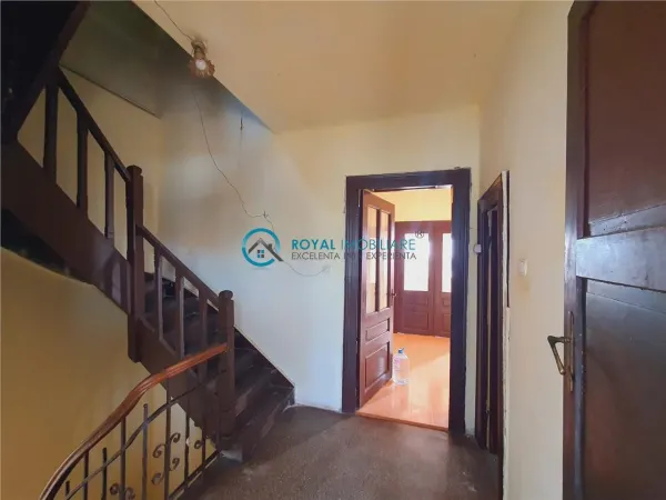 Casă 8 camere Ploiești - poza 22