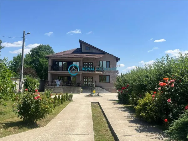 Casă 5 camere Romanesti - poza 1