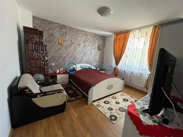 Casă 5 camere Romanesti - poza 12