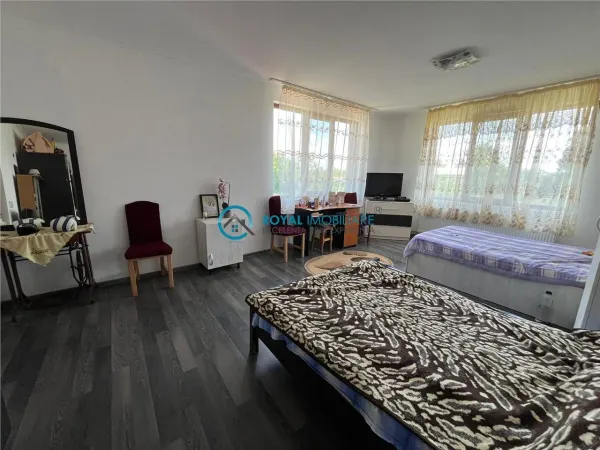 Casă 5 camere Romanesti - poza 13