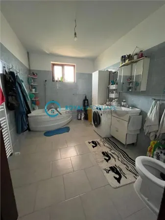 Casă 5 camere Romanesti - poza 19
