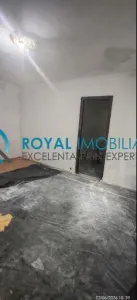 Royal Imobiliare - Vanzare apartament 2 camere zona Malu Rosu - foto 4