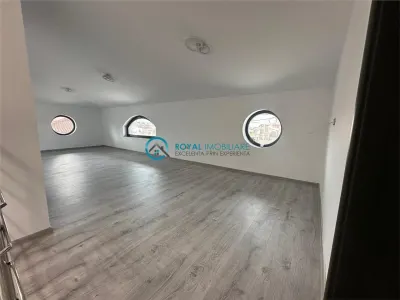 Royal Imobiliare - Vanzare casa in zona Traian - foto 10