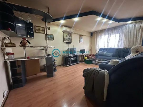 Apartament 3 camere Ploiești - poza 1