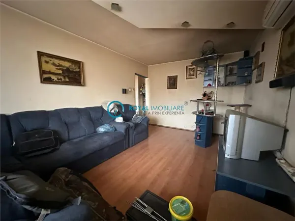 Apartament 3 camere Ploiești - poza 2