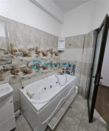 Apartament 4 camere Ploiești - poza 13