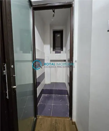 Apartament 4 camere Ploiești - poza 18