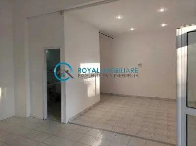 Royal Imobiliare - Inchiriere spatiu comercial zona P-ta Mihai Viteazu - Ploiesti
