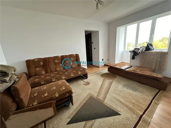 Apartament 3 camere Ploiești - poza 1