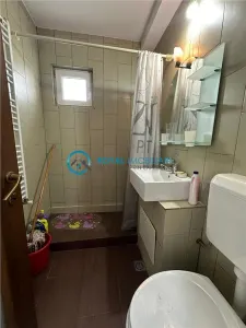 Royal Imobiliare - Vanzare apartament 3 camere in zona Malu Rosu - foto 7