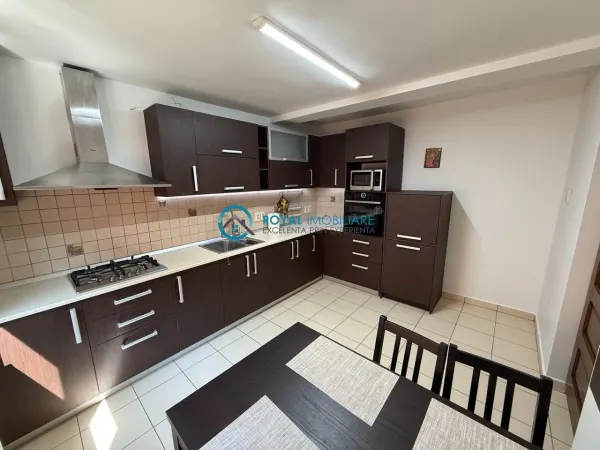 Casă 7 camere Ploiești - poza 11