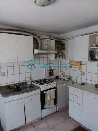 Casă 3 camere Ploiești - poza 9