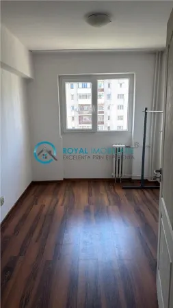 Apartament 3 camere Ploiești - poza 1