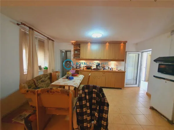 Casă 4 camere Câmpina - poza 8