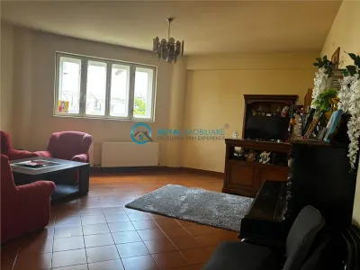 Royal Imobiliare - Vanzare Vila S+P+2 Zona Ana Ipatescu - foto 6