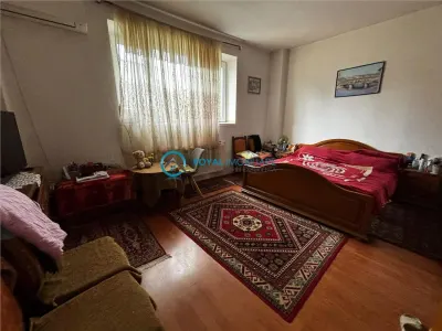 Royal Imobiliare - Vanzare Vila S+P+2 Zona Ana Ipatescu - foto 8