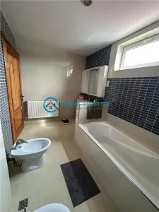 Royal Imobiliare - Vanzare vila zona Lipanesti - foto 24