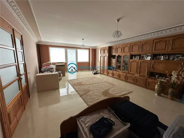 Casă 8 camere Lipanesti - poza 4
