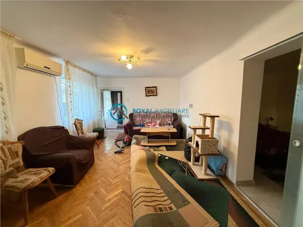 Casă 8 camere Păulești - poza 19